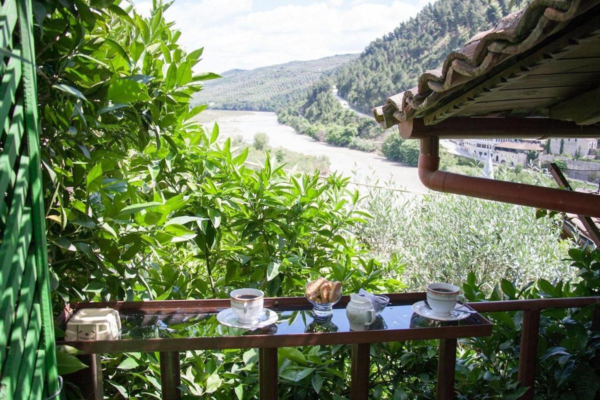 Hotel Nasho Vruho Berat Kültér fotó